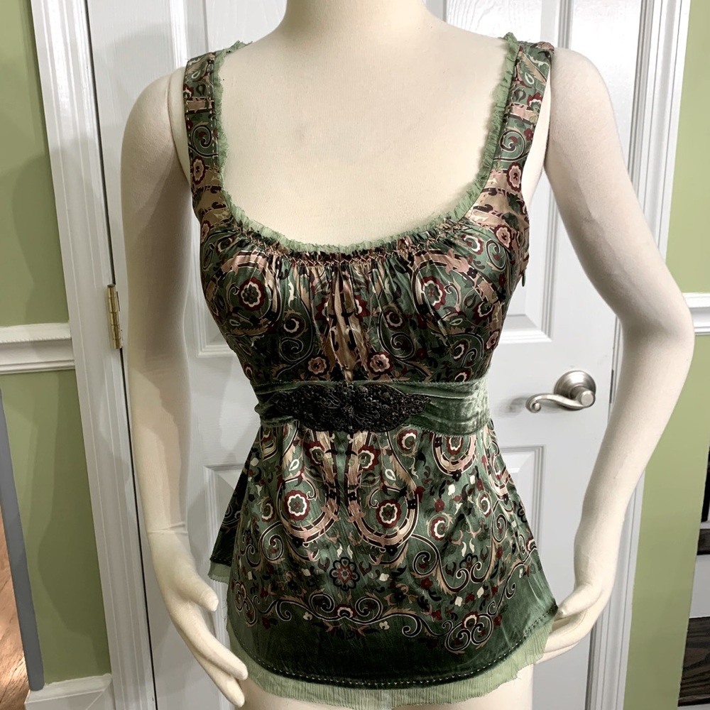 Elie Tahari green silk printed top